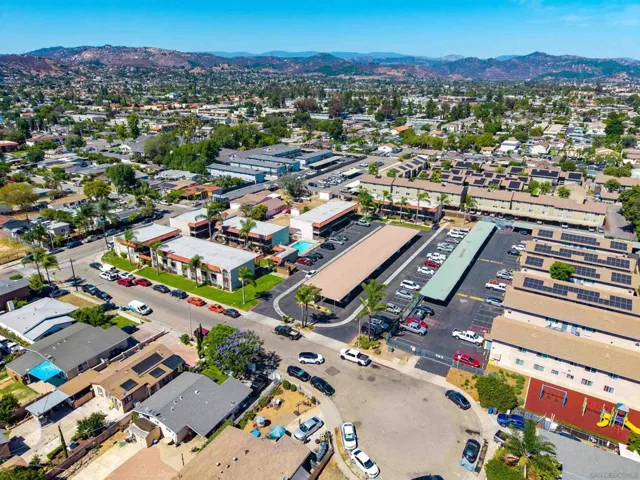345 E Park Avenue, Escondido, California 92025