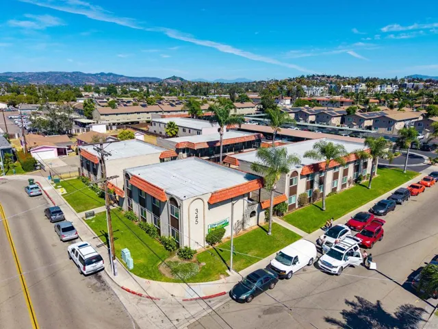 345 E Park Avenue, Escondido, California 92025