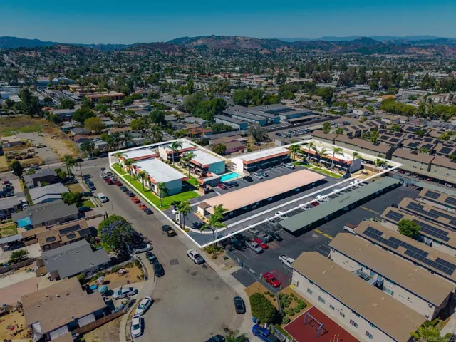 345 E Park Avenue, Escondido, California 92025