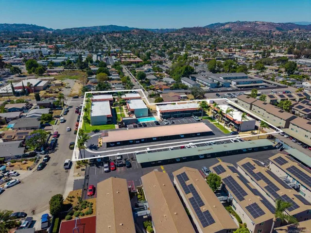 345 E Park Avenue, Escondido, California 92025