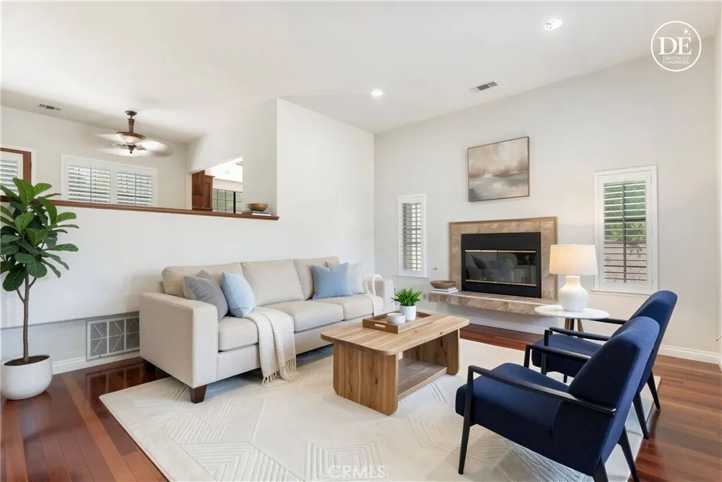 411 Peachtree Ln