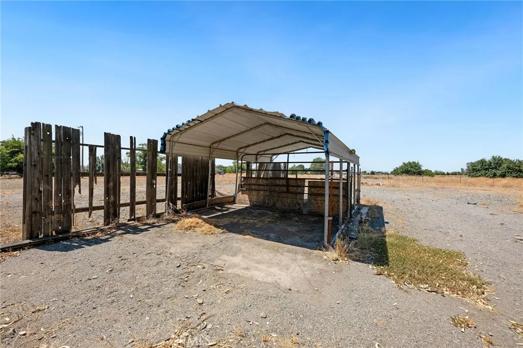 Anial Pen or Carport