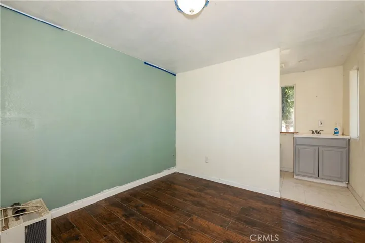 3rd Bedroom w Bathroom