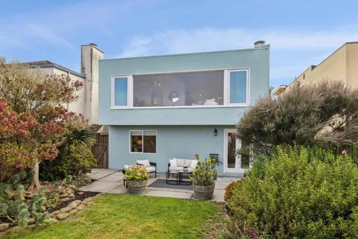 105 Skyline Drive, Daly City, California 94015