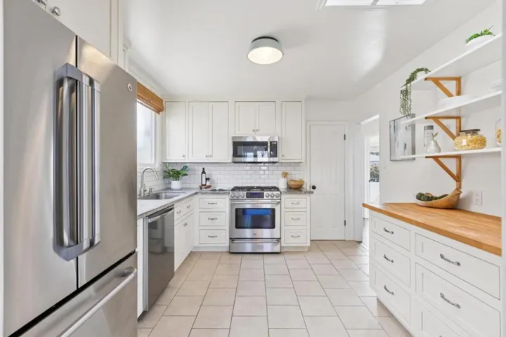 105 Skyline Drive, Daly City, California 94015