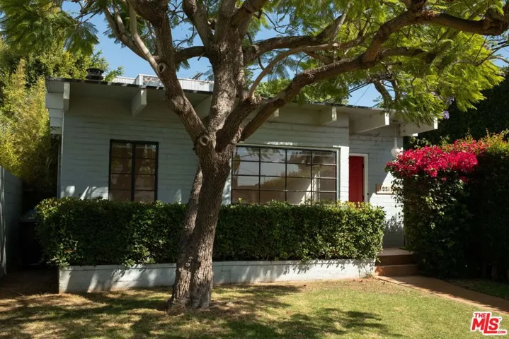12217 Dorothy Street, Los Angeles, California 90049