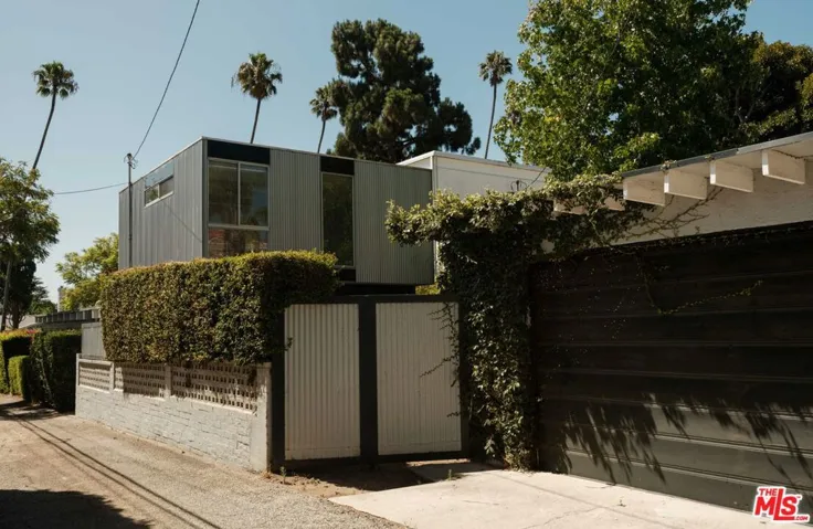 12217 Dorothy Street, Los Angeles, California 90049