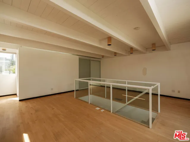 12217 Dorothy Street, Los Angeles, California 90049
