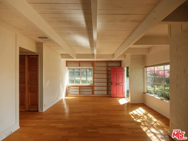 12217 Dorothy Street, Los Angeles, California 90049