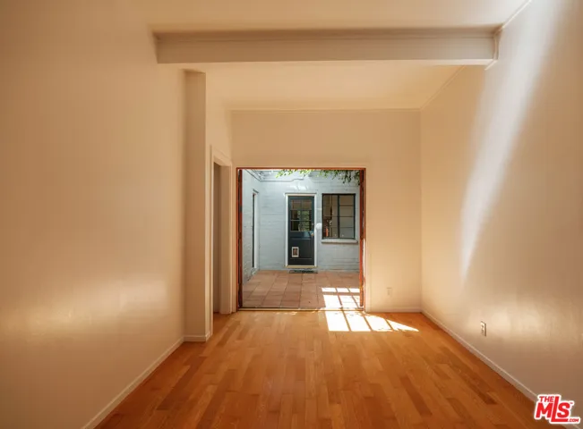 12217 Dorothy Street, Los Angeles, California 90049