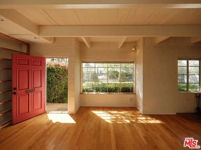 12217 Dorothy Street, Los Angeles, California 90049