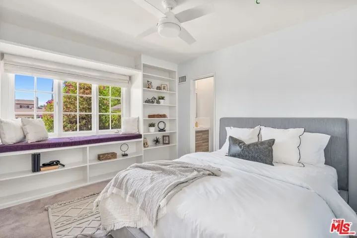 18319 San Jose Street, Los Angeles, California 91326