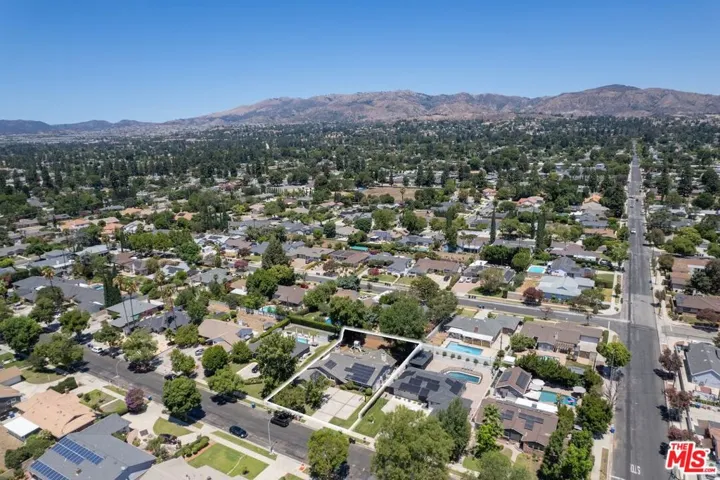 18319 San Jose Street, Los Angeles, California 91326
