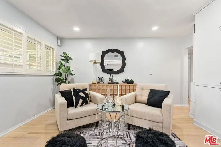 18319 San Jose Street, Los Angeles, California 91326