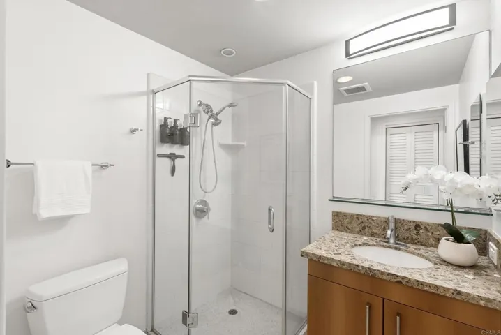 321 Tenth Avenue 902, San Diego, California 92101
