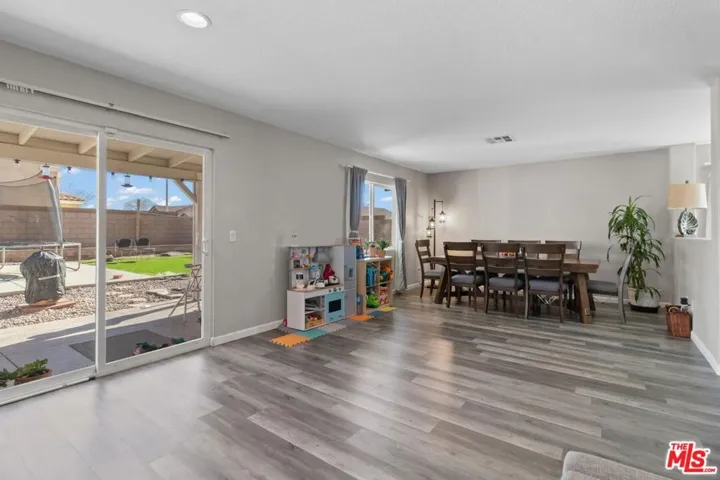 45064 E 18th Street, Lancaster, California 93535