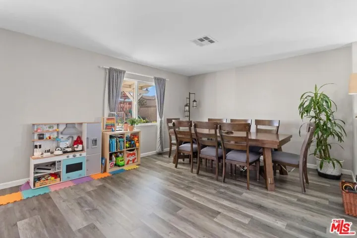 45064 E 18th Street, Lancaster, California 93535