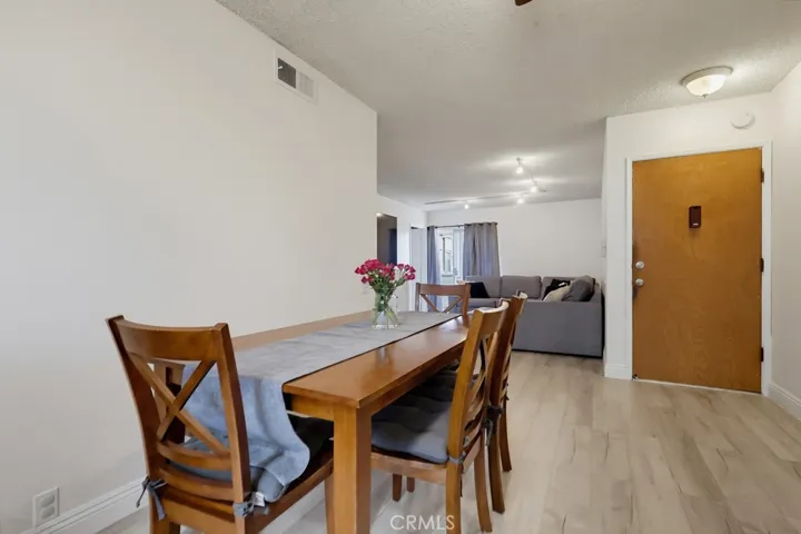 3166 S Sepulveda 6, Los Angeles, California 90034