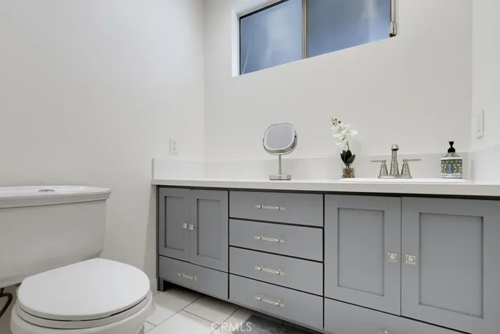 3166 S Sepulveda 6, Los Angeles, California 90034