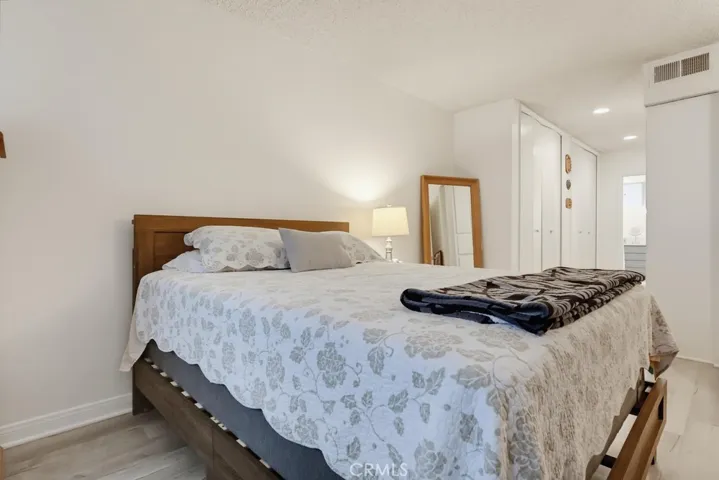 3166 S Sepulveda 6, Los Angeles, California 90034