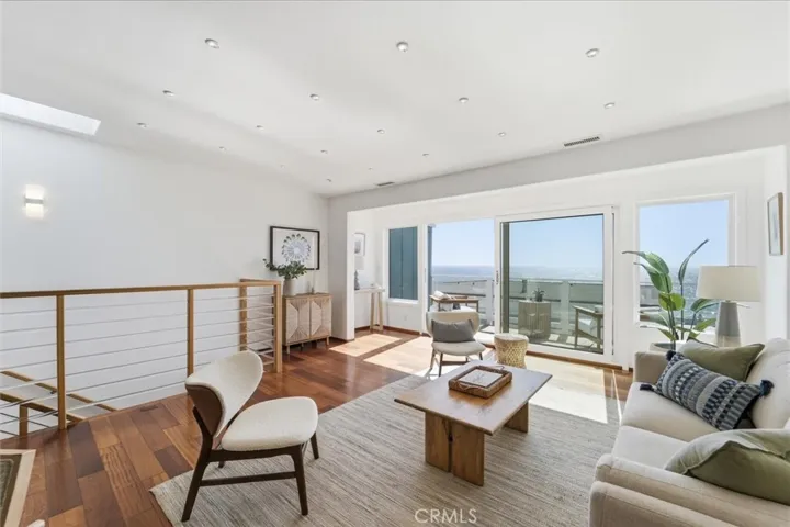320 Paseo De La Playa #e, Redondo Beach, California 90277
