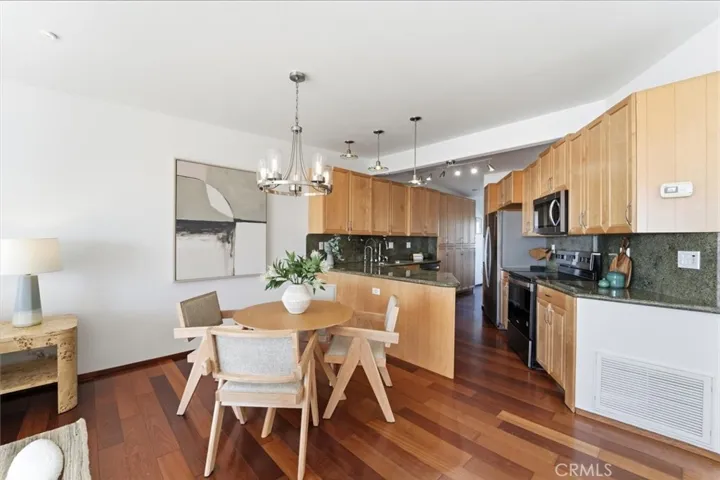 320 Paseo De La Playa #e, Redondo Beach, California 90277