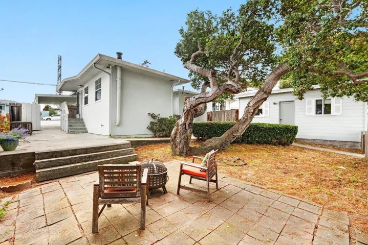 838 Portola Drive, Del Rey Oaks, California 93940