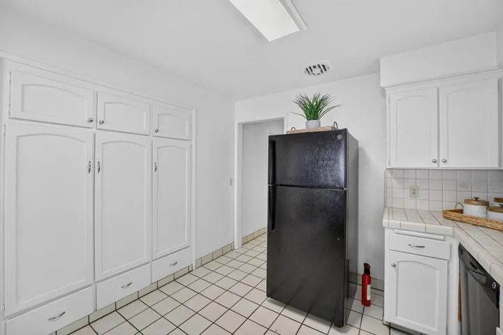 838 Portola Drive, Del Rey Oaks, California 93940