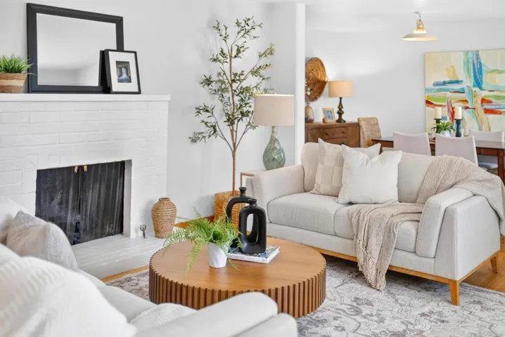 838 Portola Drive, Del Rey Oaks, California 93940