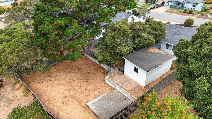 838 Portola Drive, Del Rey Oaks, California 93940