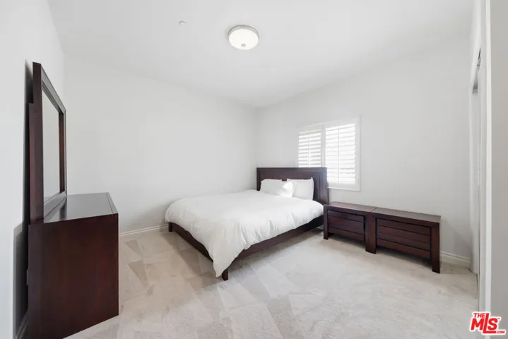 722 S Oxford Avenue 305, Los Angeles, California 90005