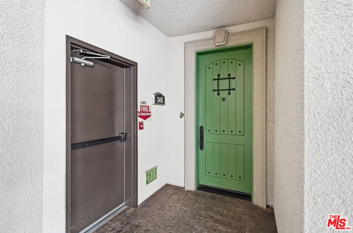 722 S Oxford Avenue 305, Los Angeles, California 90005