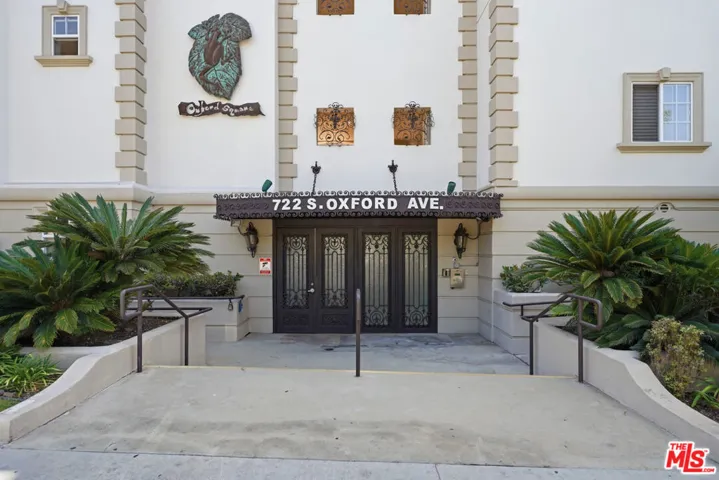 722 S Oxford Avenue 305, Los Angeles, California 90005
