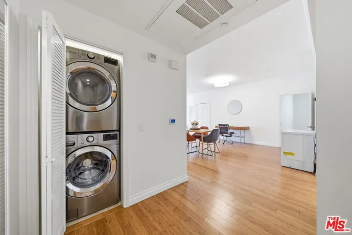 722 S Oxford Avenue 305, Los Angeles, California 90005