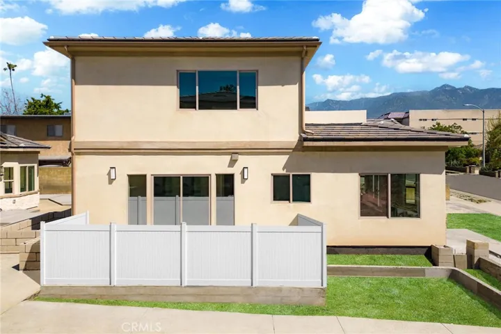 67 S Craig Avenue 3, Pasadena, California 91107