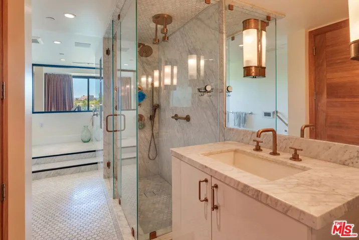10551 Wilshire 702/703, Los Angeles, California 90024