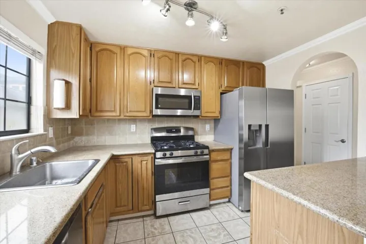 2311 Beach Boulevard 202, Pacifica, California 94044