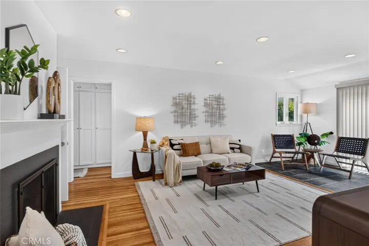 3411 S Cloverdale Avenue, Los Angeles, California 90016