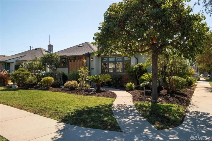 3411 S Cloverdale Avenue, Los Angeles, California 90016