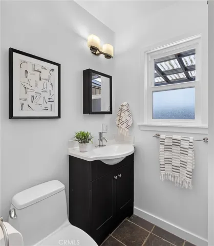 3411 S Cloverdale Avenue, Los Angeles, California 90016