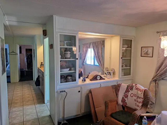 1010 E Bobier Dr 9, Vista, California 92084