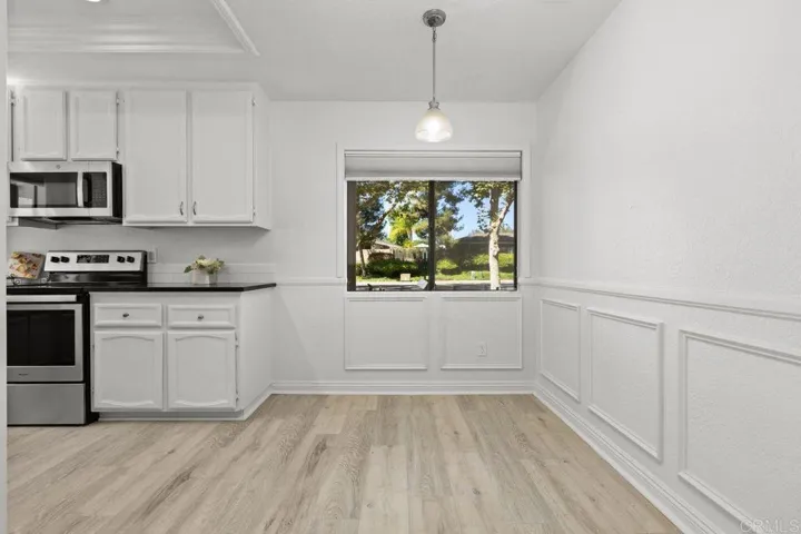 966 Lupine Hills Drive 64, Vista, California 92081