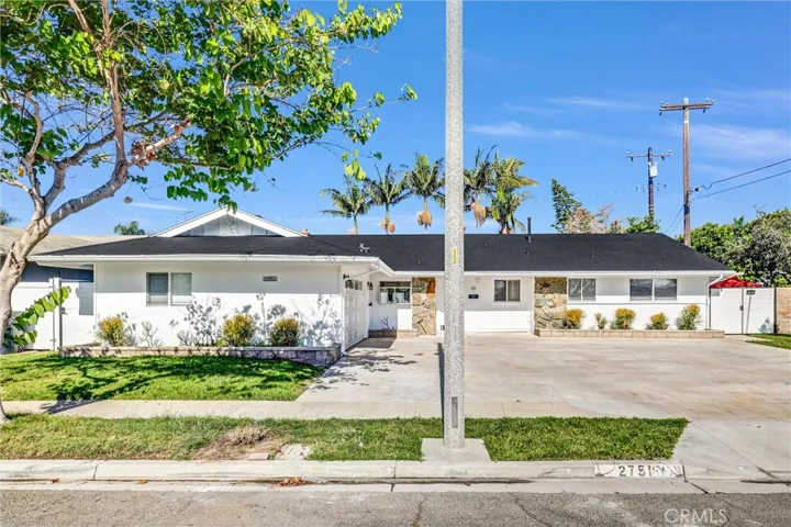 2751 San Carlos, Costa Mesa, California 92626