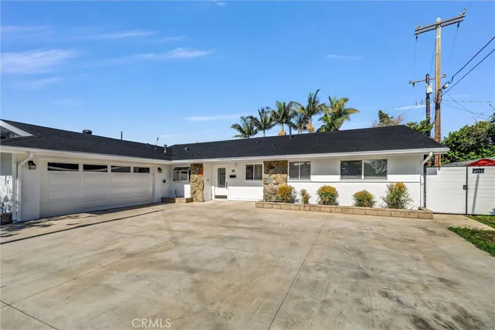 2751 San Carlos, Costa Mesa, California 92626