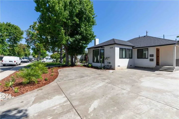 8006 Glider Avenue, Los Angeles, California 90045
