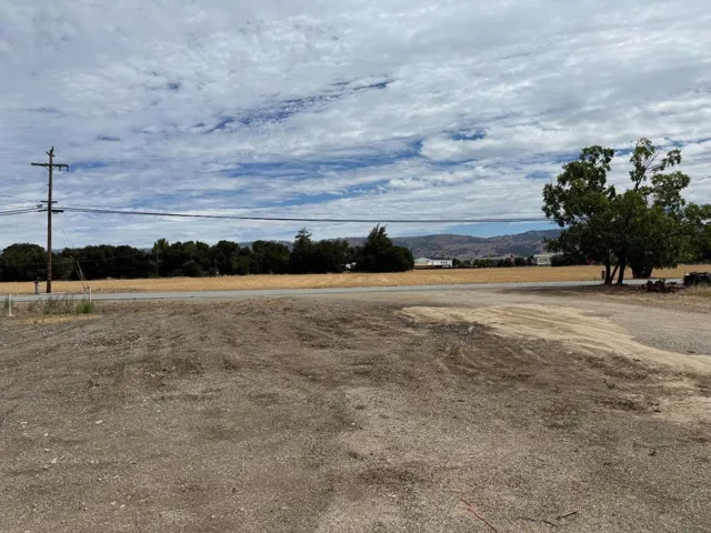 15195 Olive Avenue, Morgan Hill, California 95037
