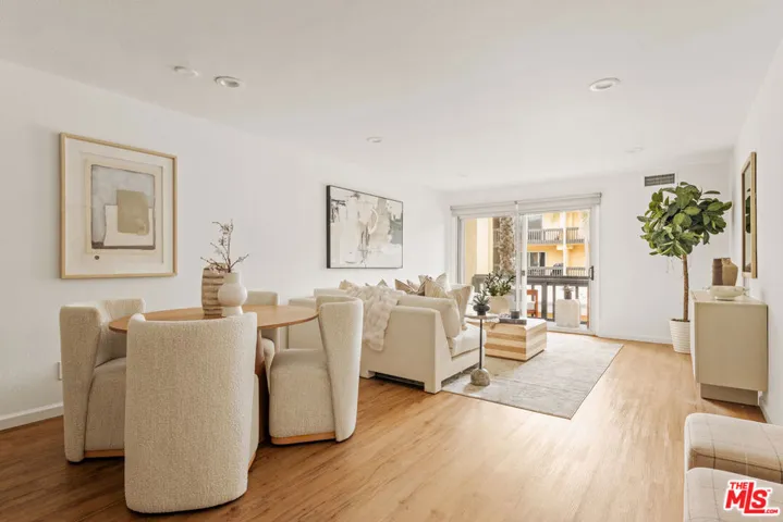 770 W Imperial Avenue 32, El Segundo, California 90245
