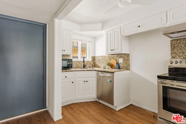 770 W Imperial Avenue 32, El Segundo, California 90245