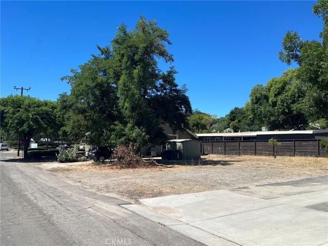 245 17th, Paso Robles, California 93446
