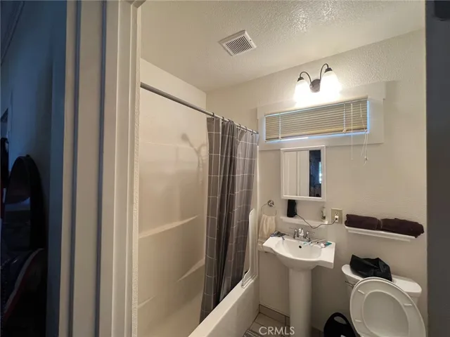 245 17th, Paso Robles, California 93446